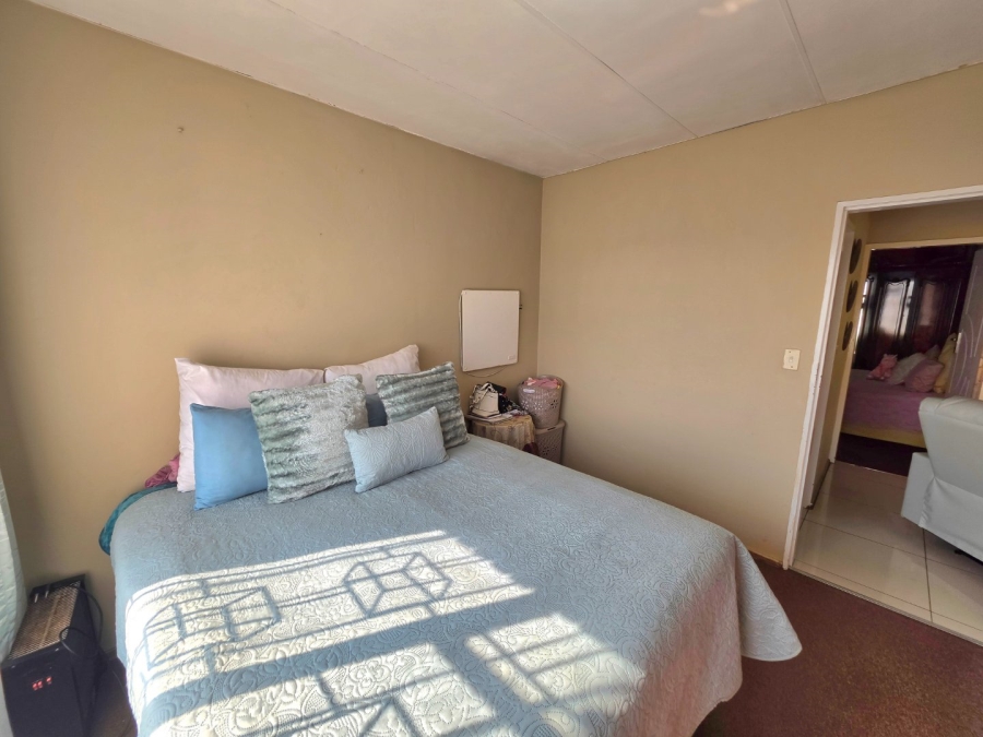 2 Bedroom Property for Sale in Bohlokong Free State